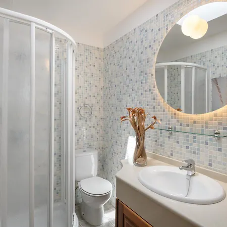 Mariate I Casa Frente Al Mar En Tatil Evi