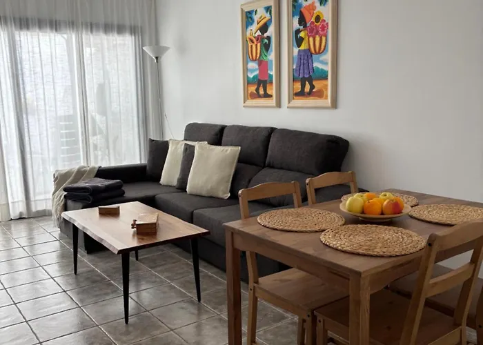 Mariate I Casa Frente Al Mar En *